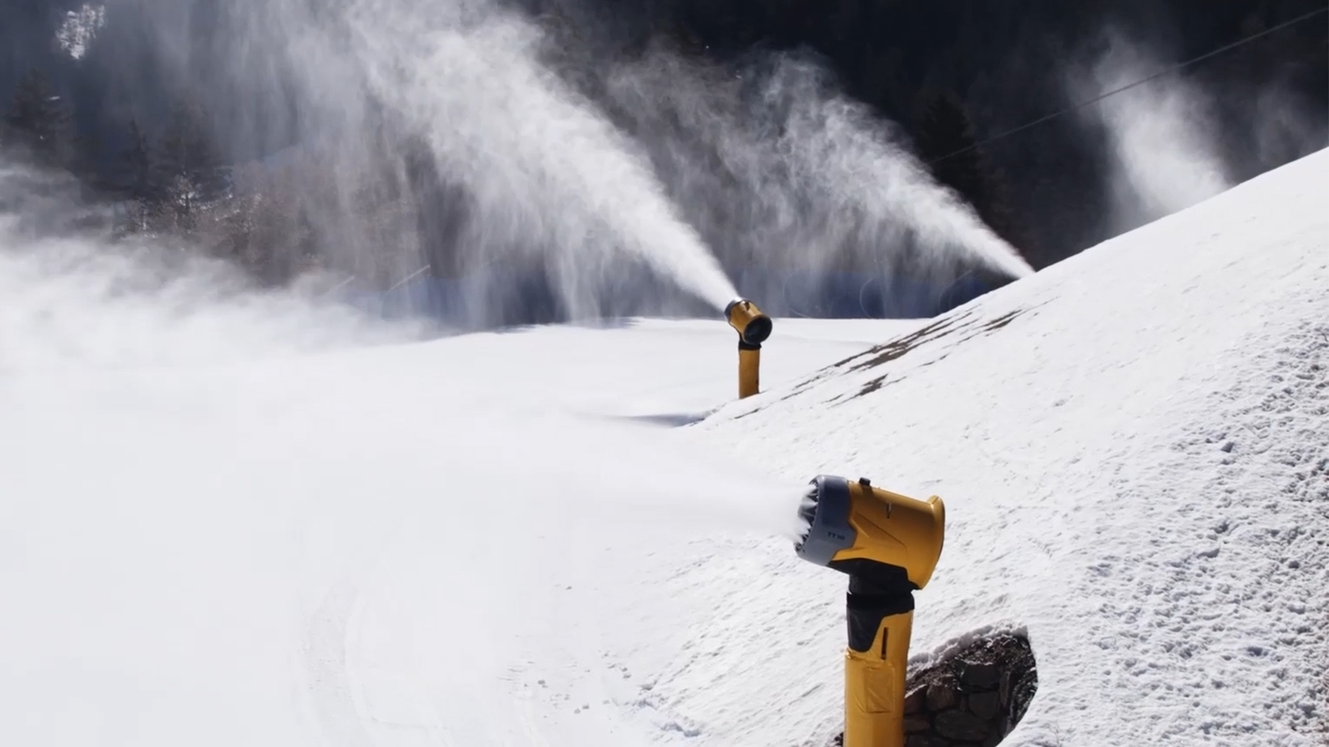 Snow Cannon making artificail snow