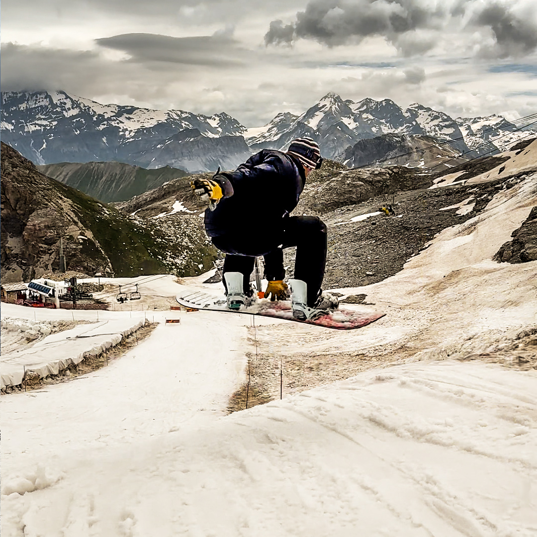 Snowboard action on Tignes' glacier